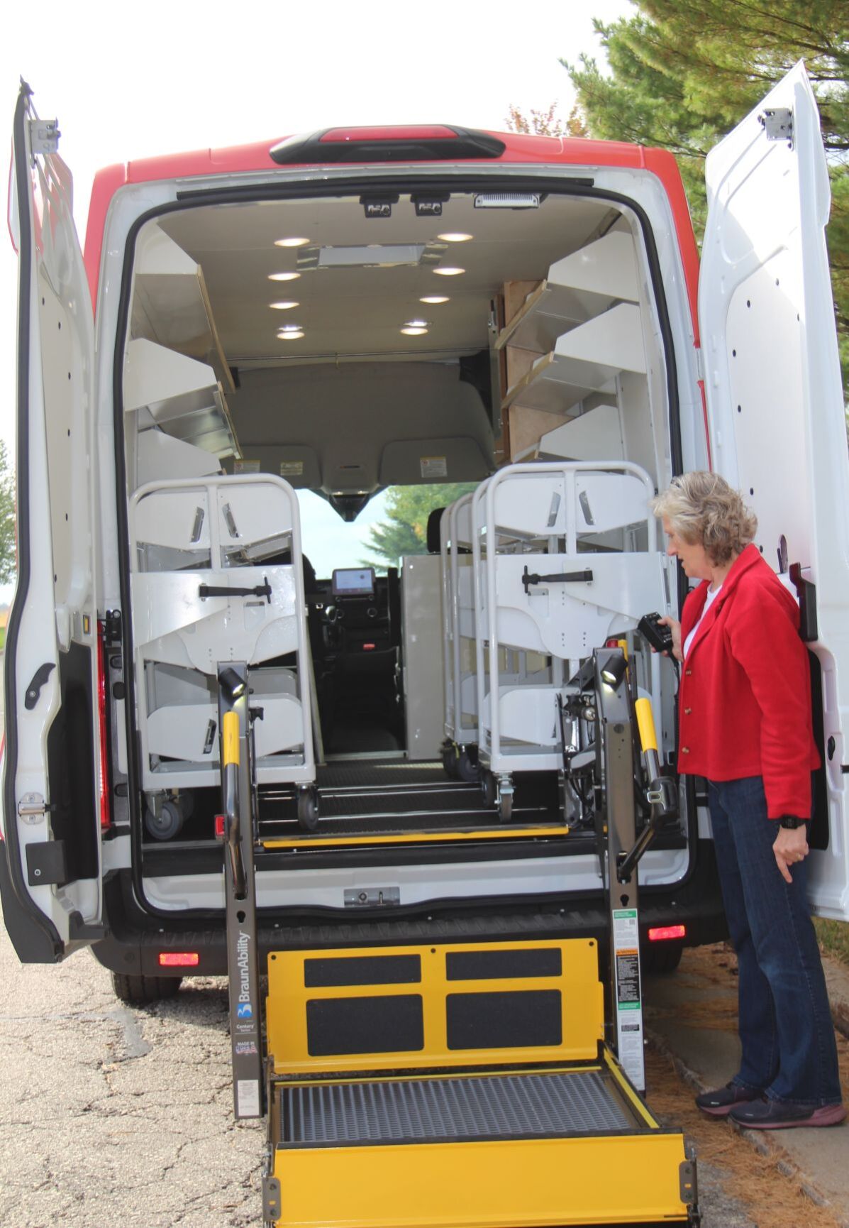 Electric lift